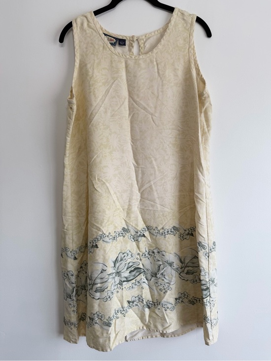 Tommy Bahama Dresses & Skirts - Vintage Tommy Bahama 100% Silk Cream Sleeveless Tropical Floral Maxi Dress